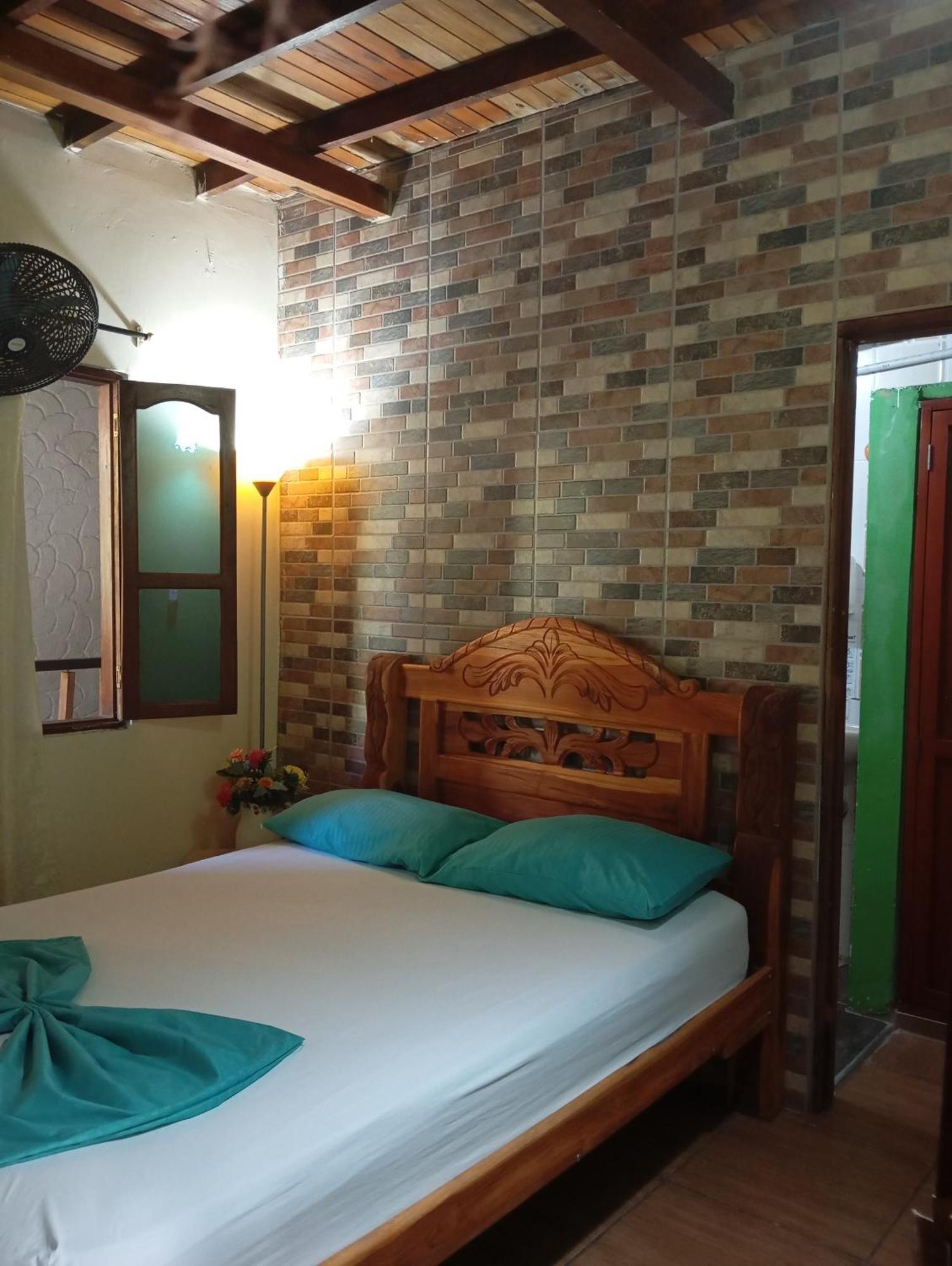 Hostal Los Wichos Minca Buitenkant foto